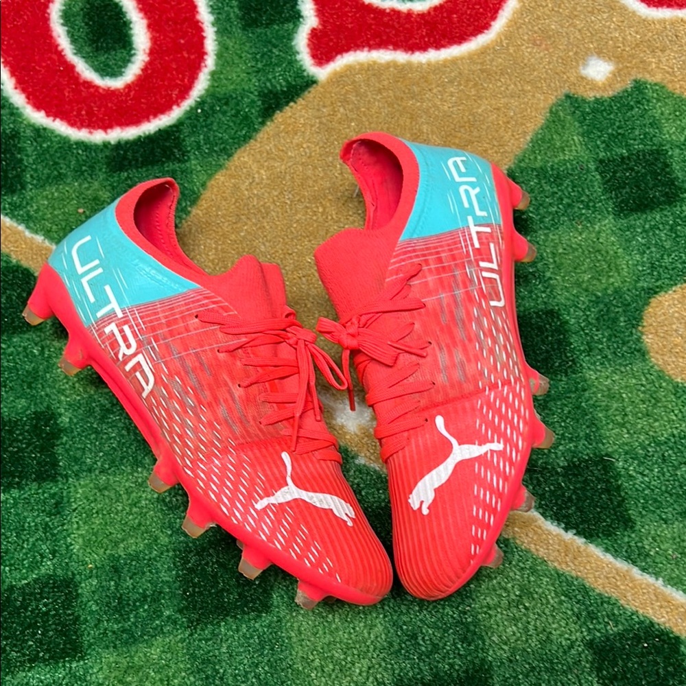 Puma Women's Red and Teal Soccer Cleats